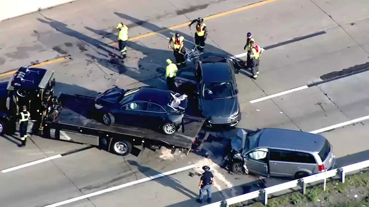 Southbound lanes of Interstate 65 shut down in NW Indiana due to multi-vehicle crash