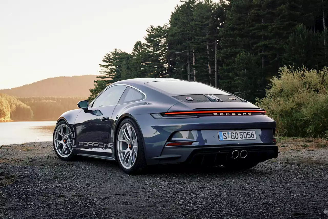 2023 Porsche 911 S/T | PH Review