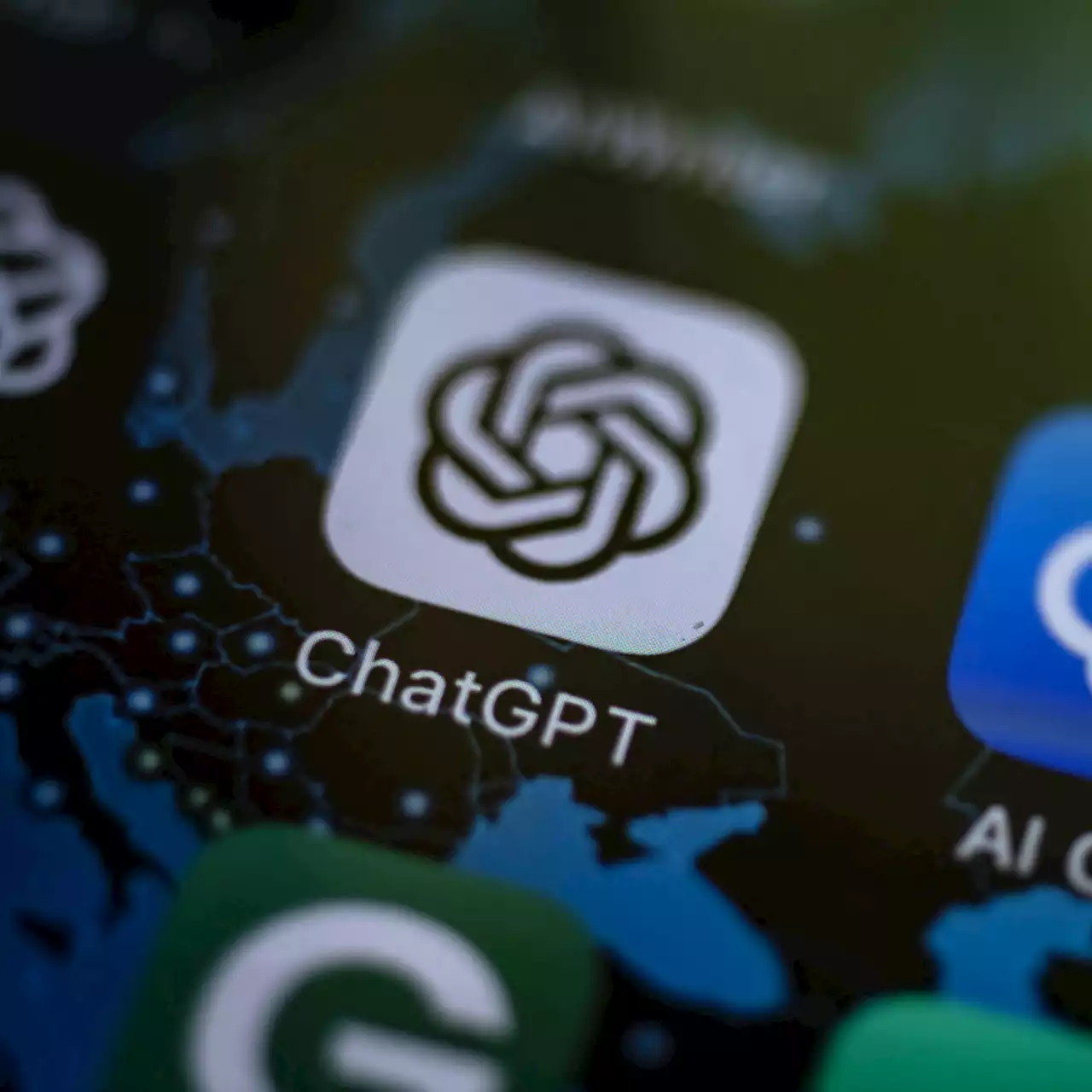 ChatGPT va connaître sa toute première révolution (et elle n'est pas sans risque)