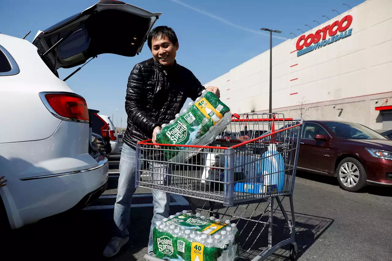 Costco Wholesale beats quarterly revenue estimates