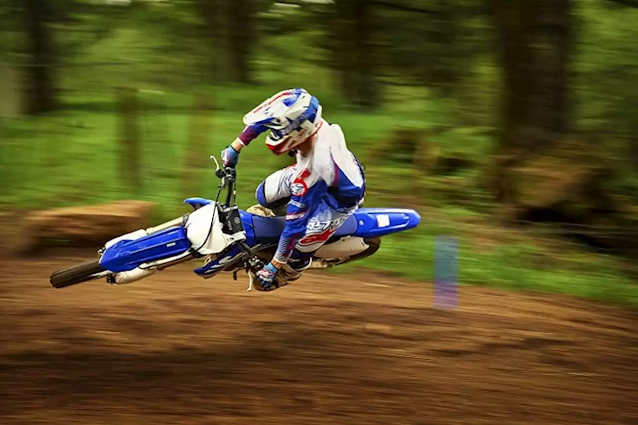 Neue Yamaha YZ450F: Motor-Tuning über Smartphone-App