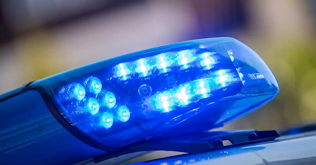 Polizei: Polizei sucht Zeugen nach Unfall