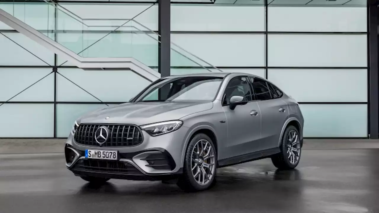 2025 Mercedes-AMG GLC 63 S E Performance Coupe Photo Gallery