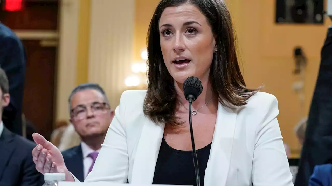 Cassidy Hutchinson's new book says Mark Meadows' suits smelled 'like a bonfire' from burning papers