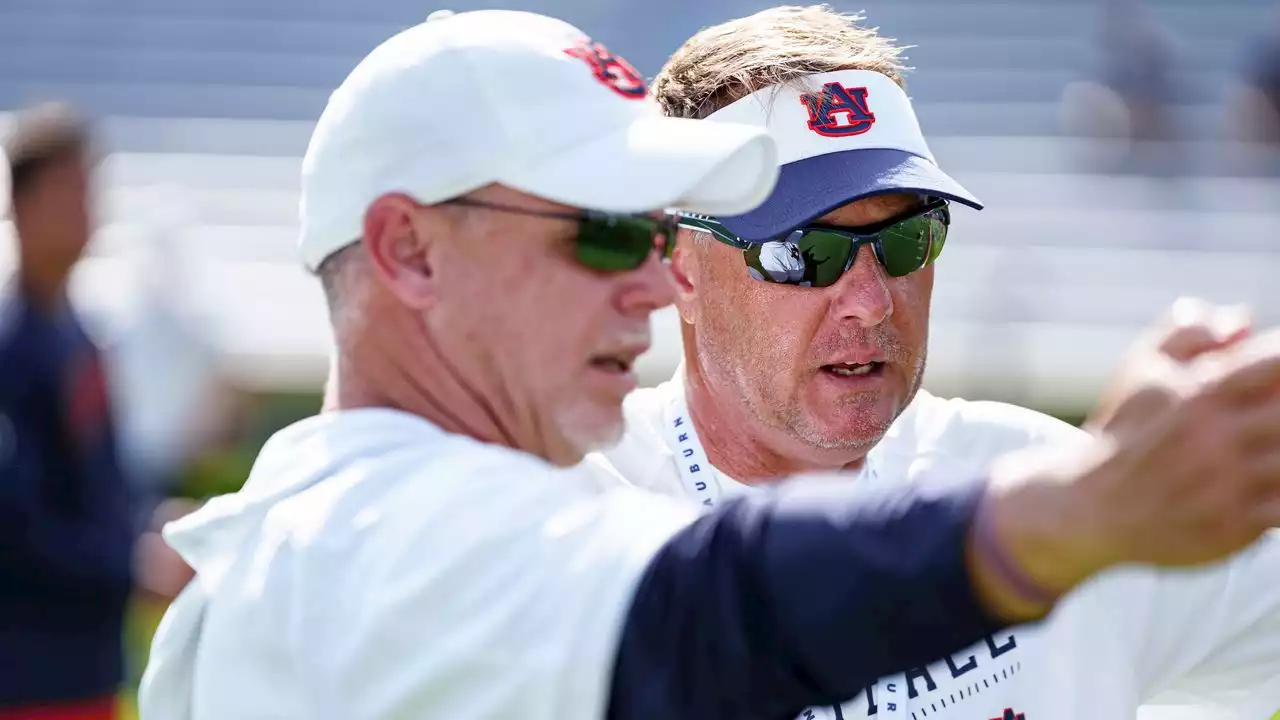 How will Auburn’s Hugh Freeze balance involvement in recruiting, play-calling on Saturday?