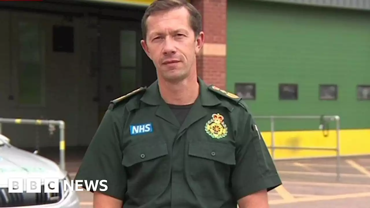 South Western Ambulance Trust boss announces departure