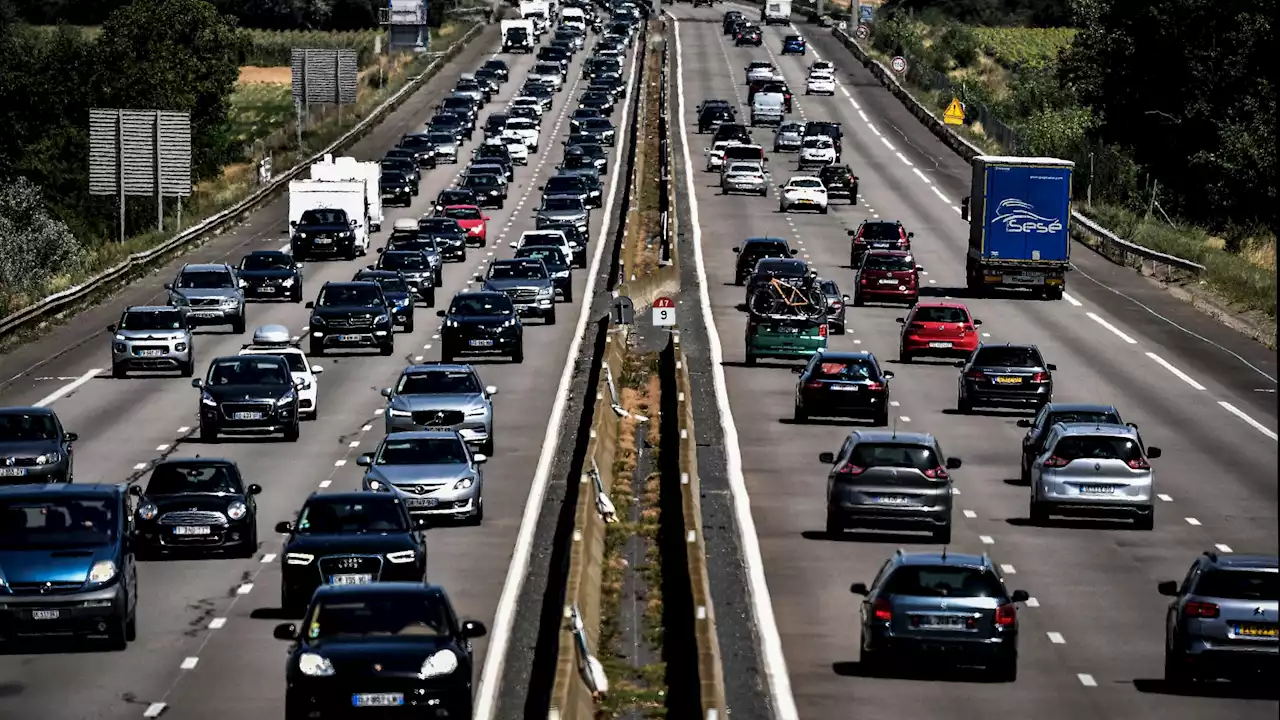 Autoroutes et aéroports: la nouvelle taxe doit rapporter 600 millions d'euros