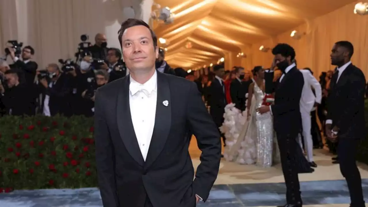 US late-night shows to resume next week after writers end strike