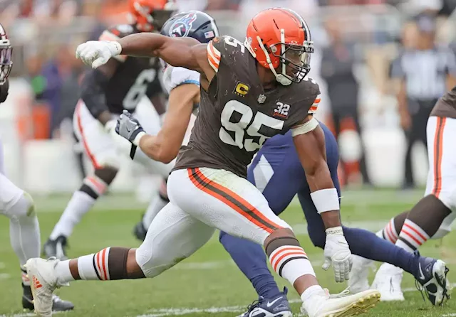 Next Gen Stats on X: Jeremiah Owusu-Koramoah showed off his range and  versatility, setting career-highs in tackles, defensive stops, and  pressures in the Browns loss to the Ravens. Owusu-Koramoah generated 3  hustle