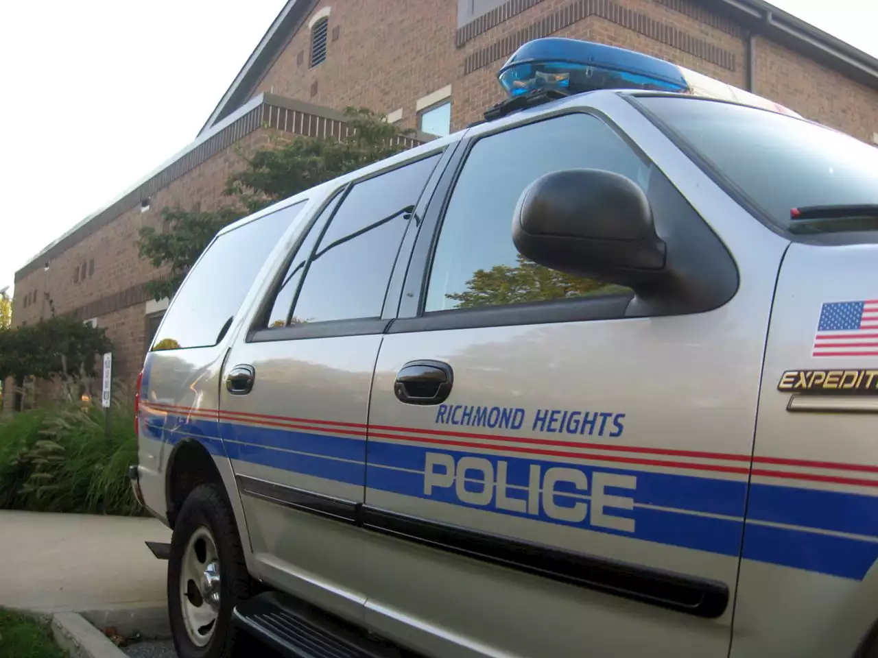 Woman returns home to find man disassembling her AC unit: Richmond Heights Police Blotter