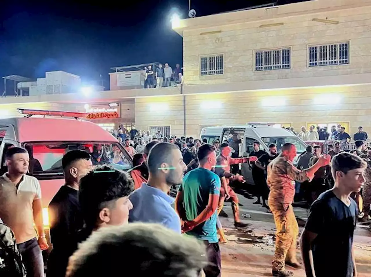 Iraq, incendio durante un matrimonio: 100 morti e 150 feriti