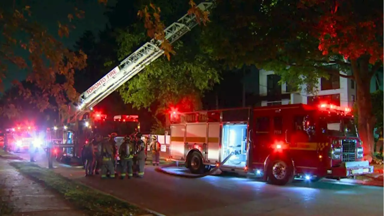 Firefighter seriously injured in fall while battling house fire in North York