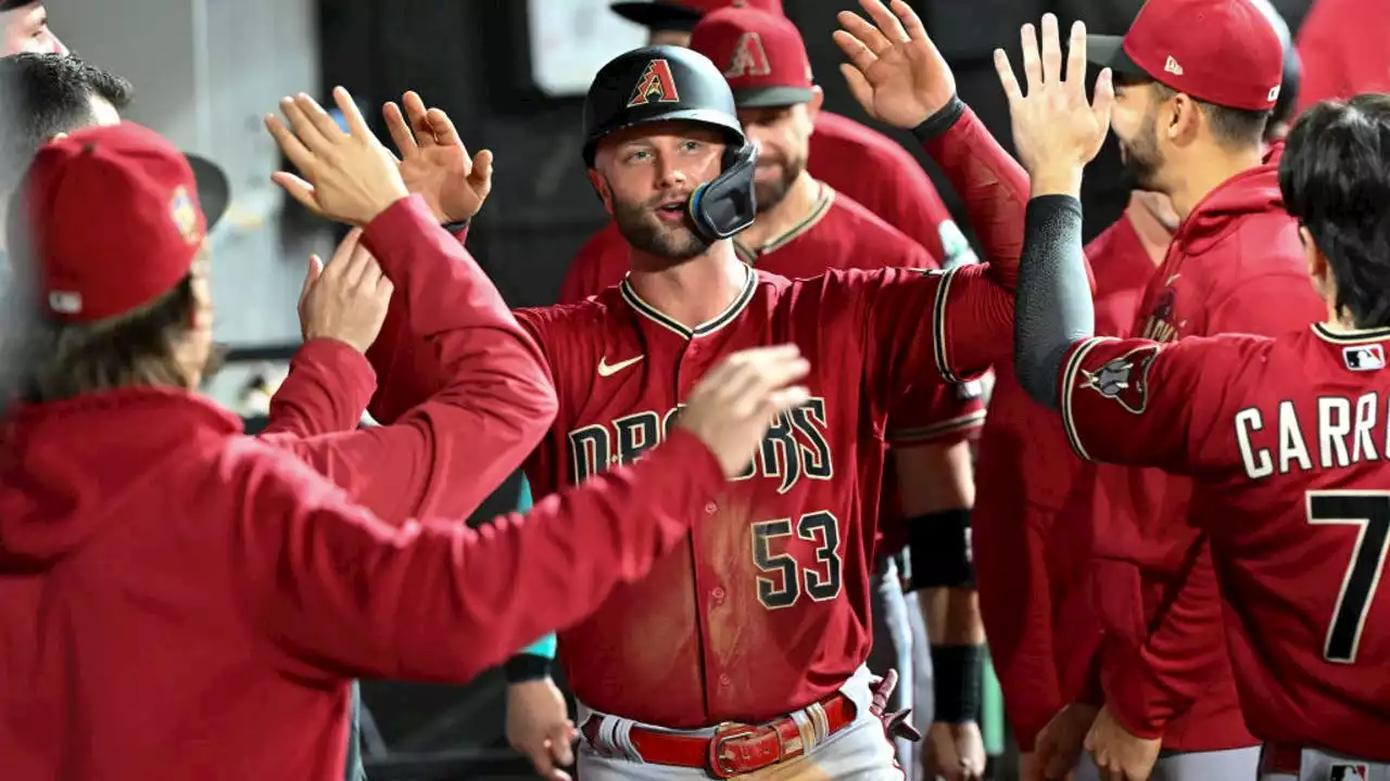 Christian Walker delivers as Diamondbacks pound White Sox 15-4 to strengthen wild-card positioning