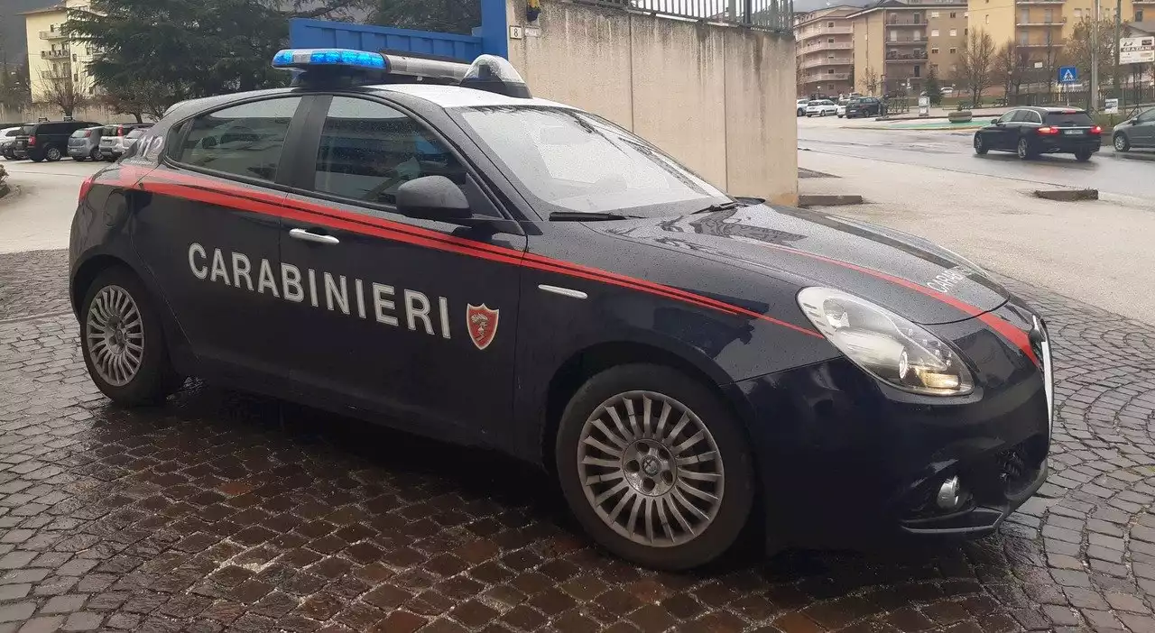 Alessandria, uccide la suocera e si toglie la vita: prima ha assassinato anche moglie e figlio