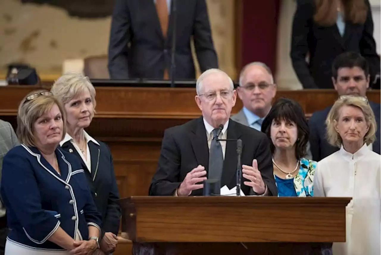 Rep. John Smithee emerges as House hero among Paxton supporters, floated for speaker