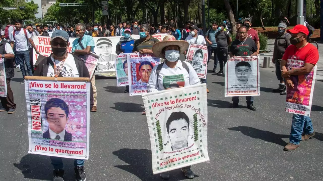 Caso Ayotzinapa: Estancado y empantanado, informe de la 4T recuerda “verdad histórica”