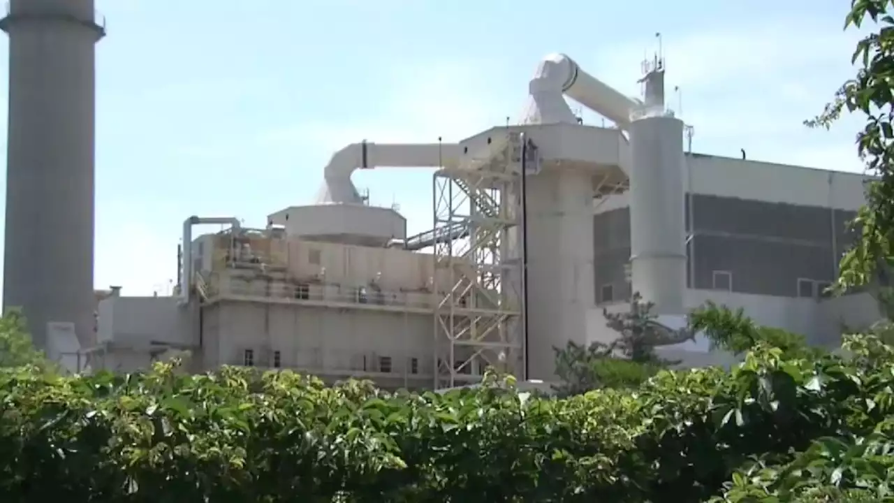 Saugus mayor calls for trash-burning plant to close after loud boom