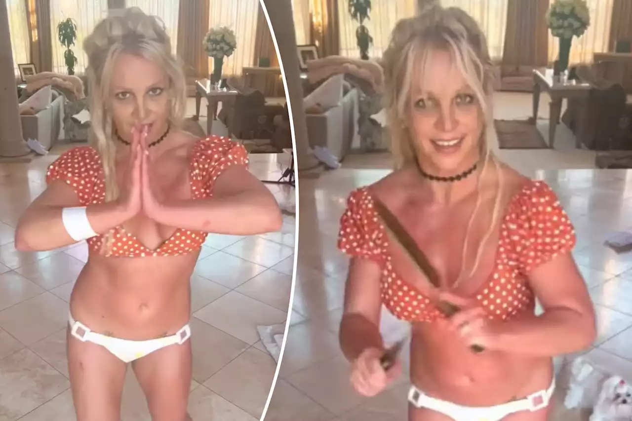 Britney Spears seen with bandage, apparent cut after dancing with knives in concerning video