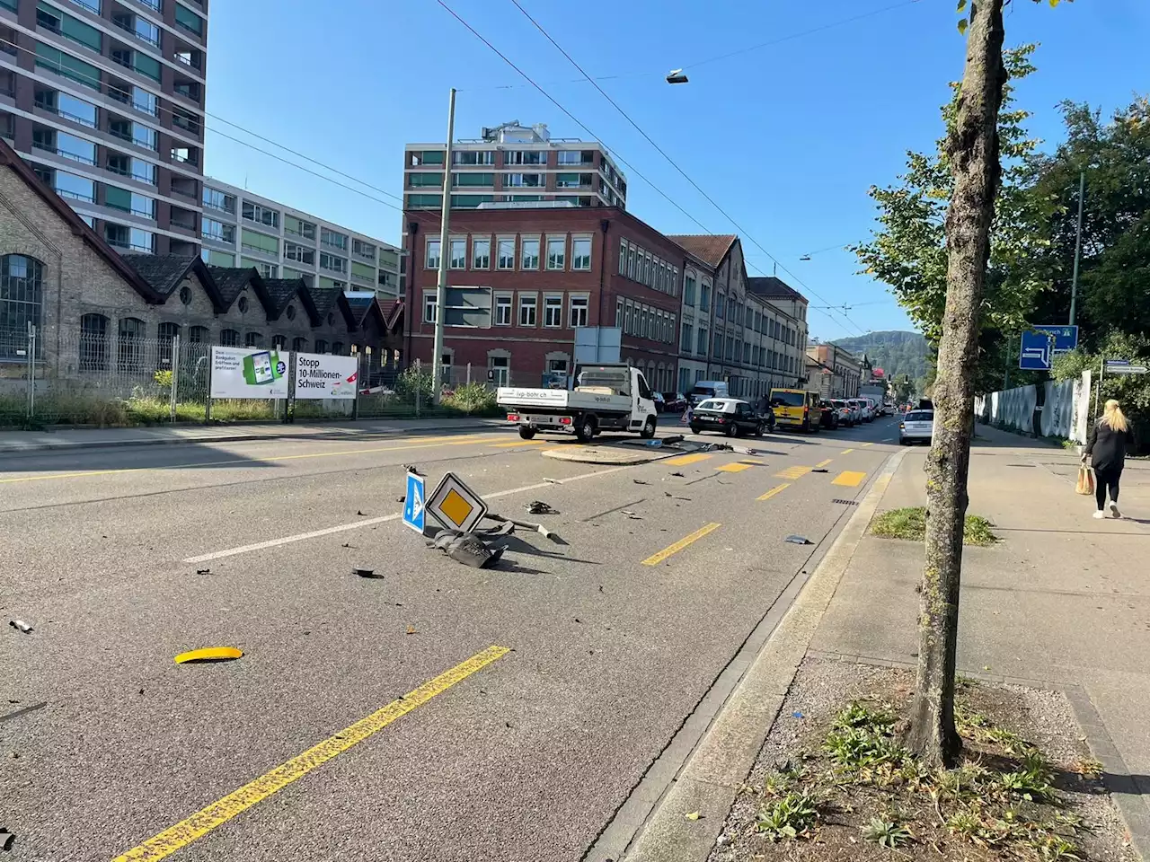 Stadt Winterthur ZH: Drei verletzte Frauen nach Verkehrsunfällen am Mittwoch