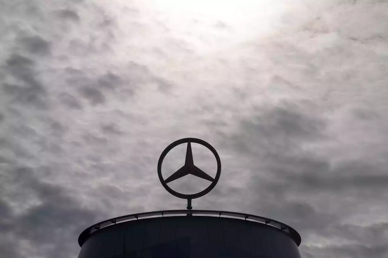 Kursverluste wegen Dieselskandals: Prozess gegen Mercedes