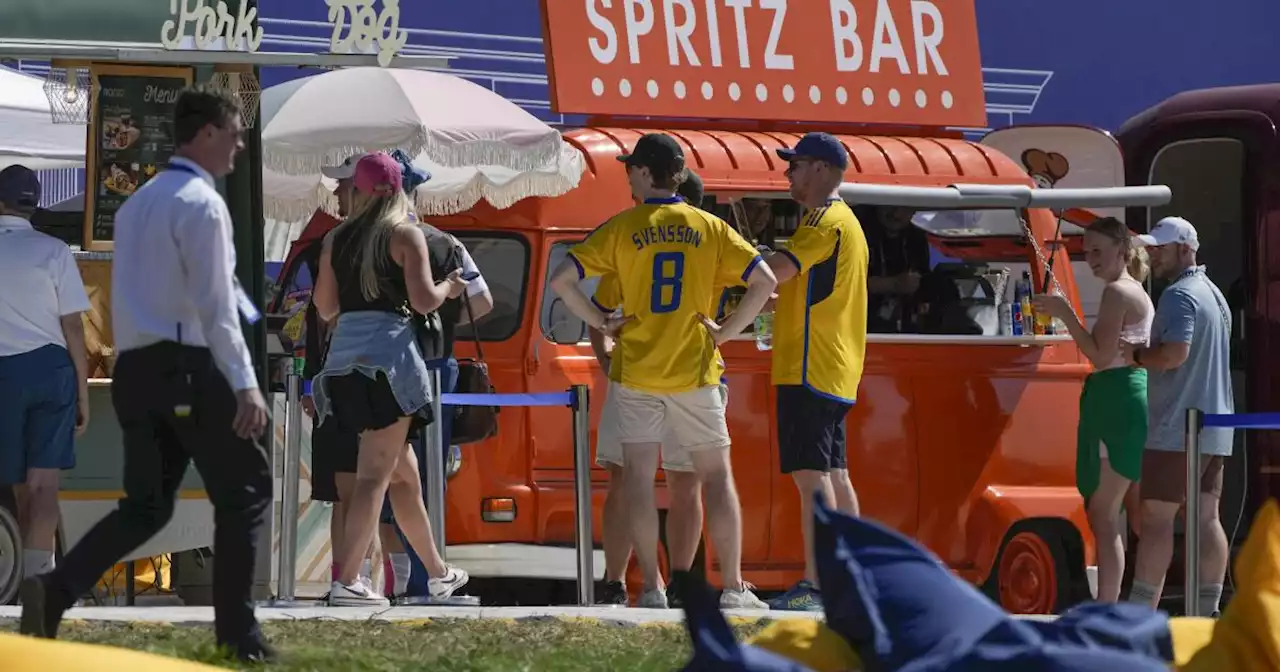 Carbonara burgers and a 'Spritz Bar' truck highlight the Ryder Cup food court menu in Italy