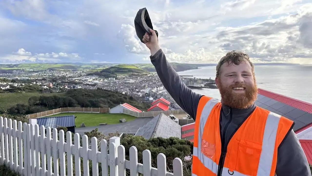 Man walks 200 miles to call for direct rail link between North and South Wales