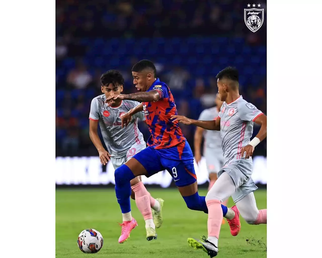 Perfect 10 for JDT with stylish win over Police