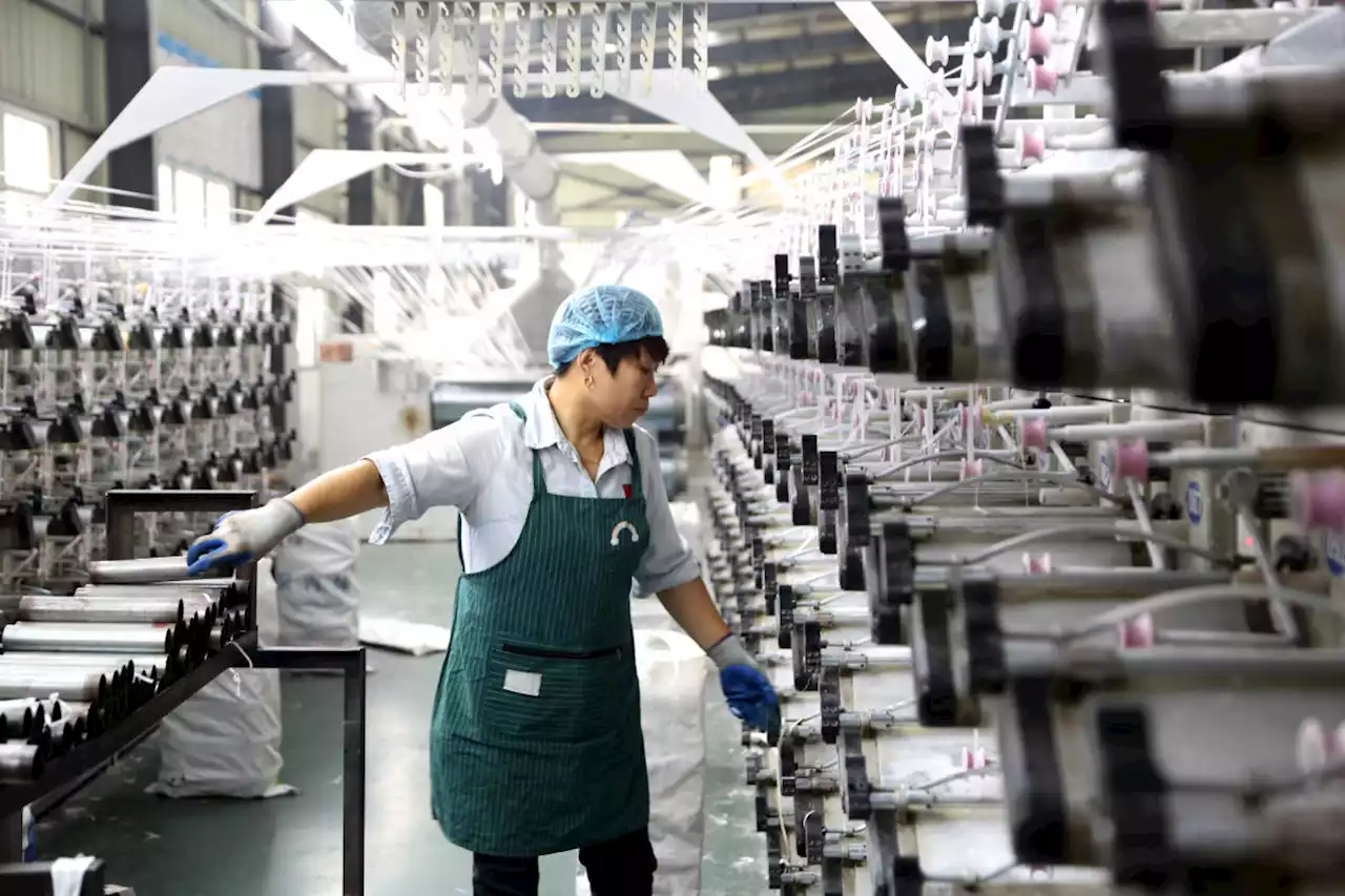 China industrial profits jump sharply as economy stabilizes