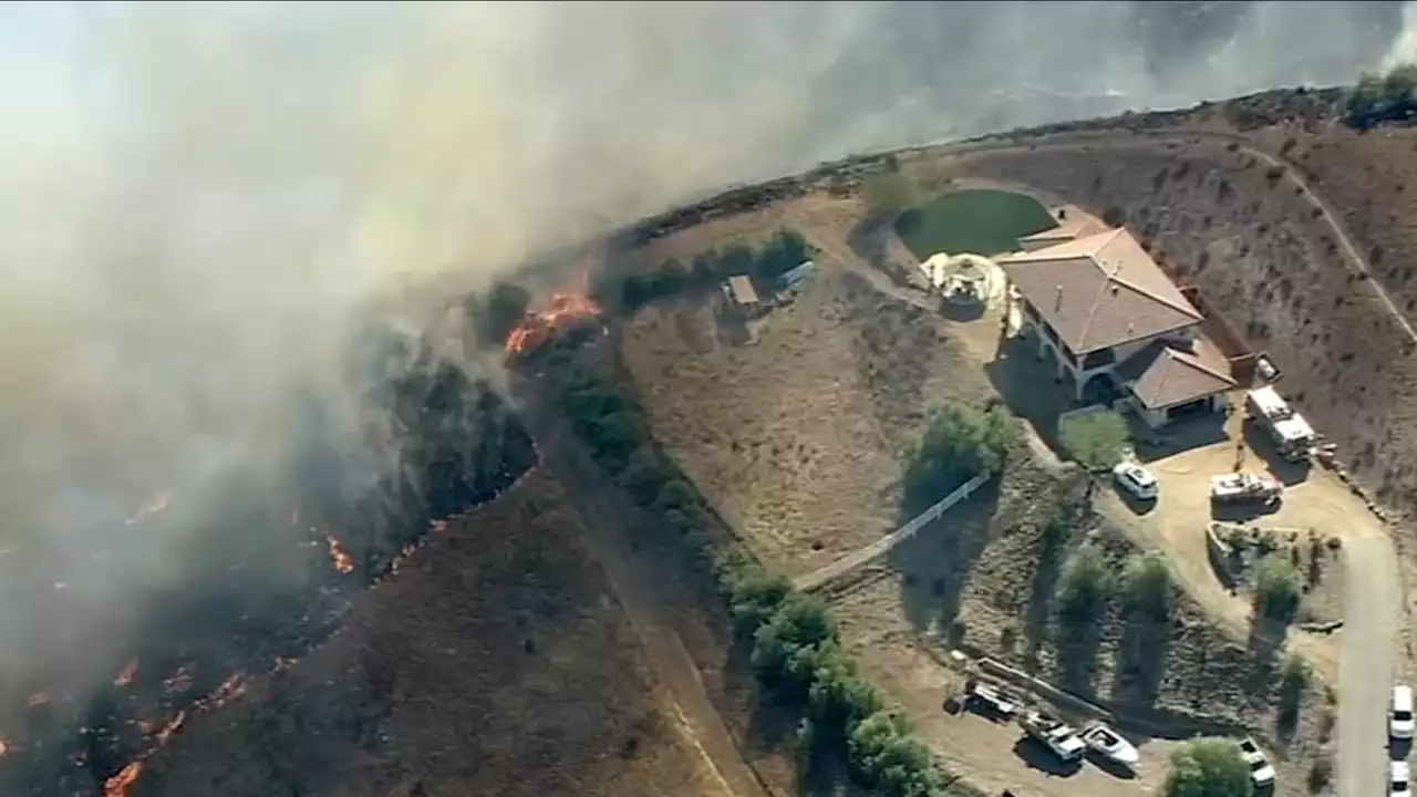 Southern California could lose thousands of structures to wildfires this year, report estimates