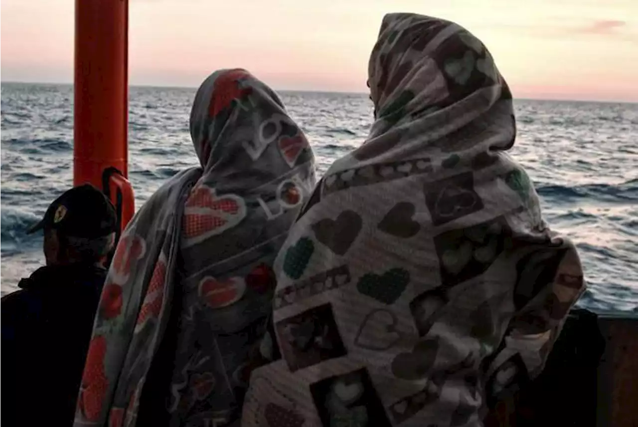 Migranti, niente sbarchi a Lampedusa nella notte: hotspot vuoto, tutti trasferiti