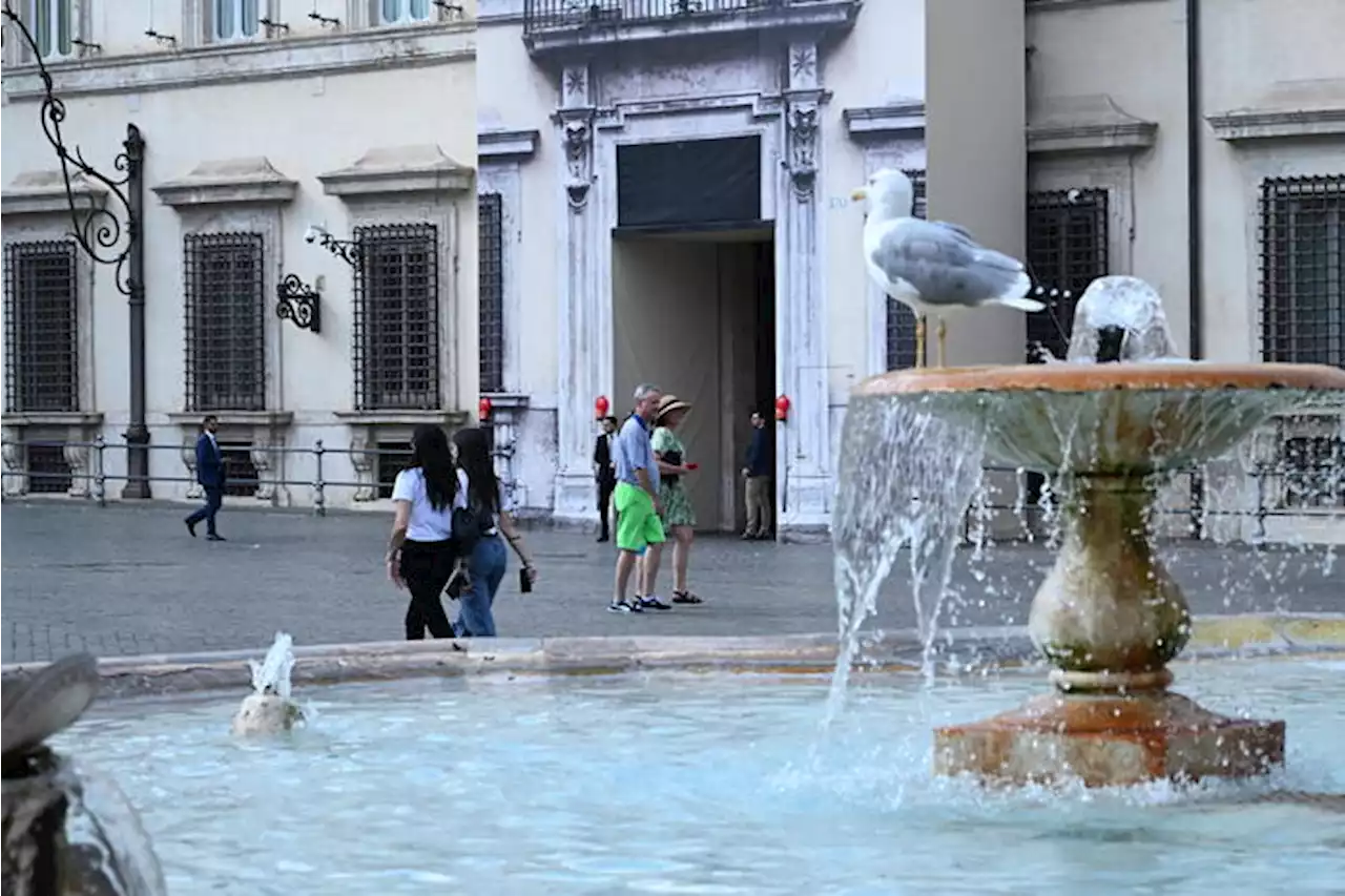 Meloni e Piazza Colonna aperta,lo voleva da quando è premier - Ultima ora