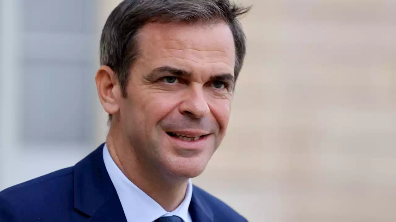 'Grotesque': Olivier Véran dénonce la 'stratégie politique' des oppositions après le 49.3 de Borne