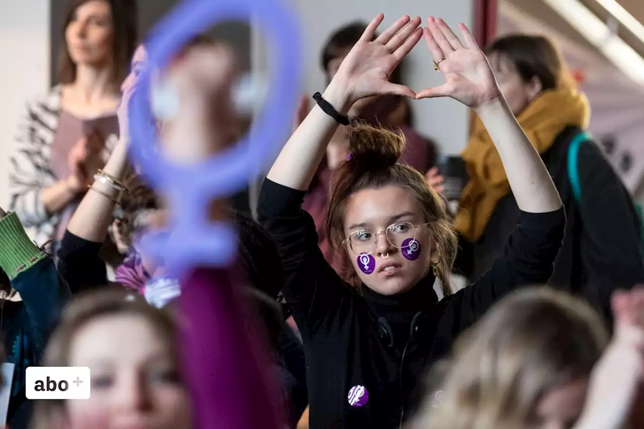 Die Realität von jungen Frauen thematisiert das Buch «Genauso, nur anders»