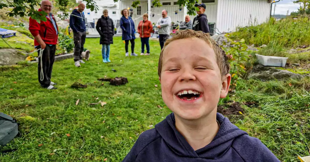 Family using metal detector to look for lost earring instead finds treasures from Viking-era burial