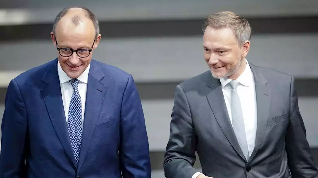 (S+) Asylstreit: Christian Lindner und Friedrich Merz reden wie im Jahr 1993