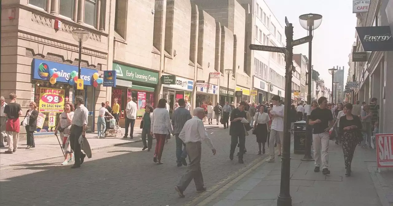 32 photos show changing face of well known city centre street