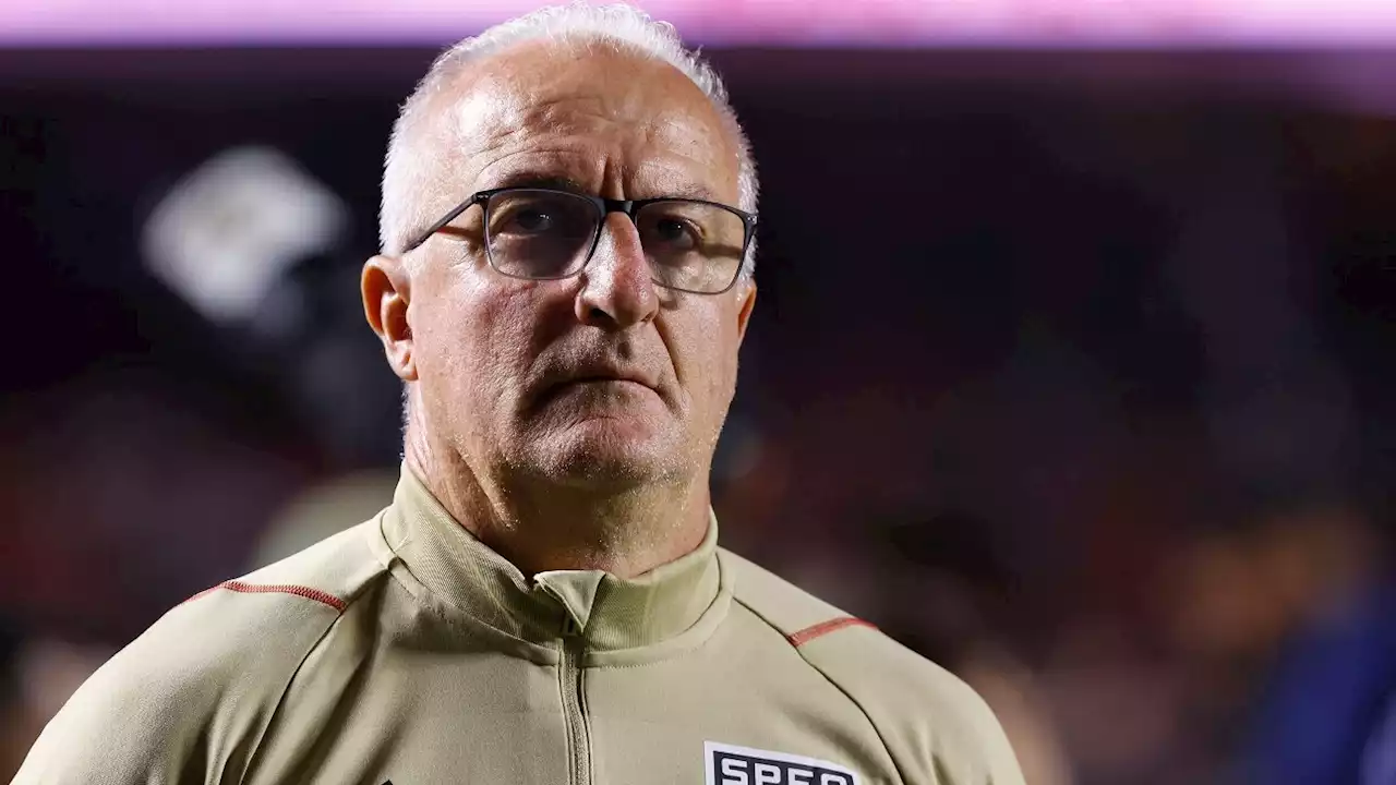 Dorival relembra pedido atendido de não desfazer time: 'Hoje, se o São Paulo quiser vender, será por um valor que lhe satisfaz'