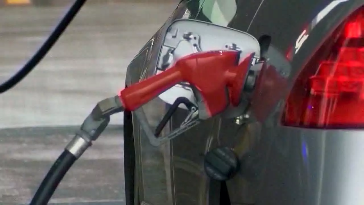 Southern California gas prices near all-time highs