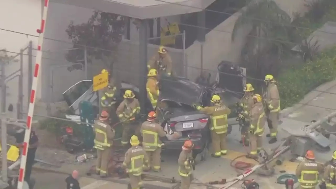 Train slams into car in Pasadena