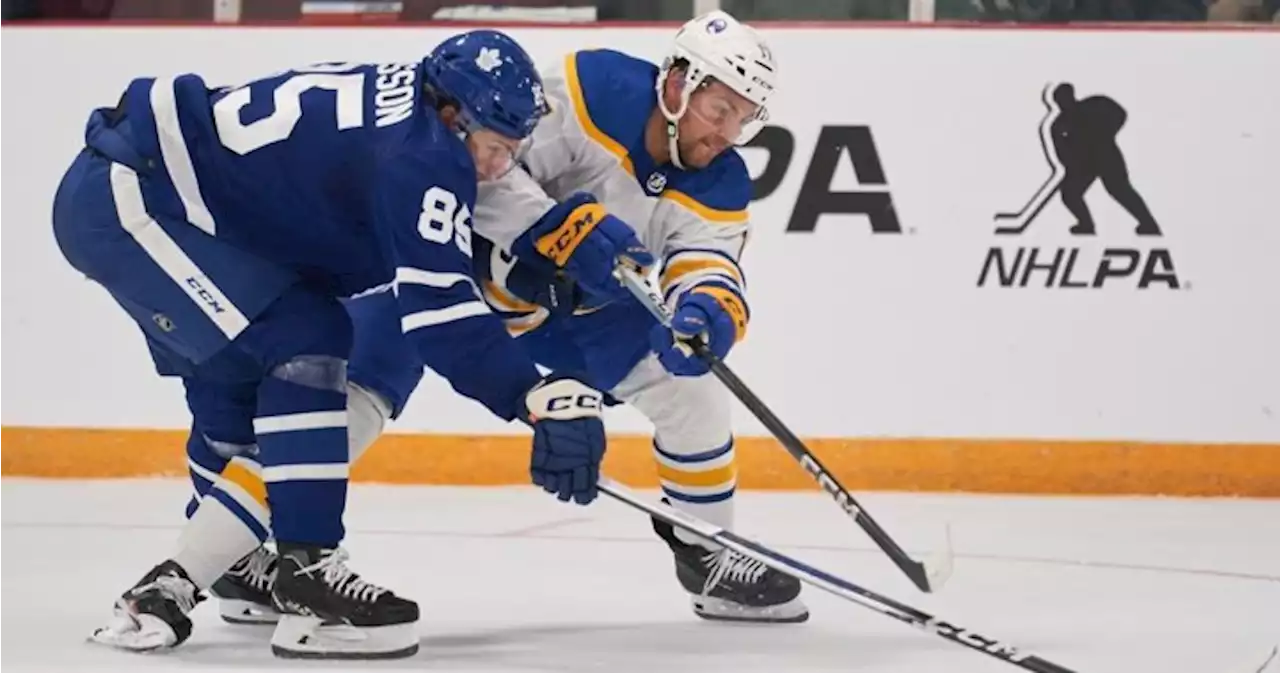 Timmins leads Maple Leafs with four-point game
