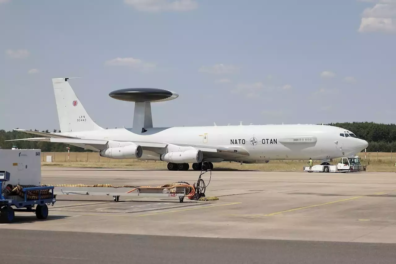 НАТО направит в Литву самолеты AWACS для мониторинга военной деятельности России