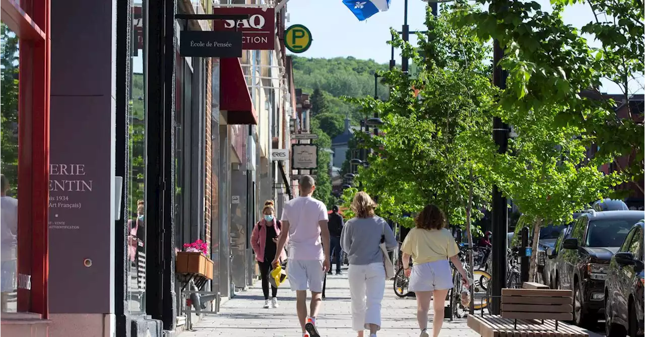 Immigrants and students fueled Canada's population jump in 2023, StatsCan says