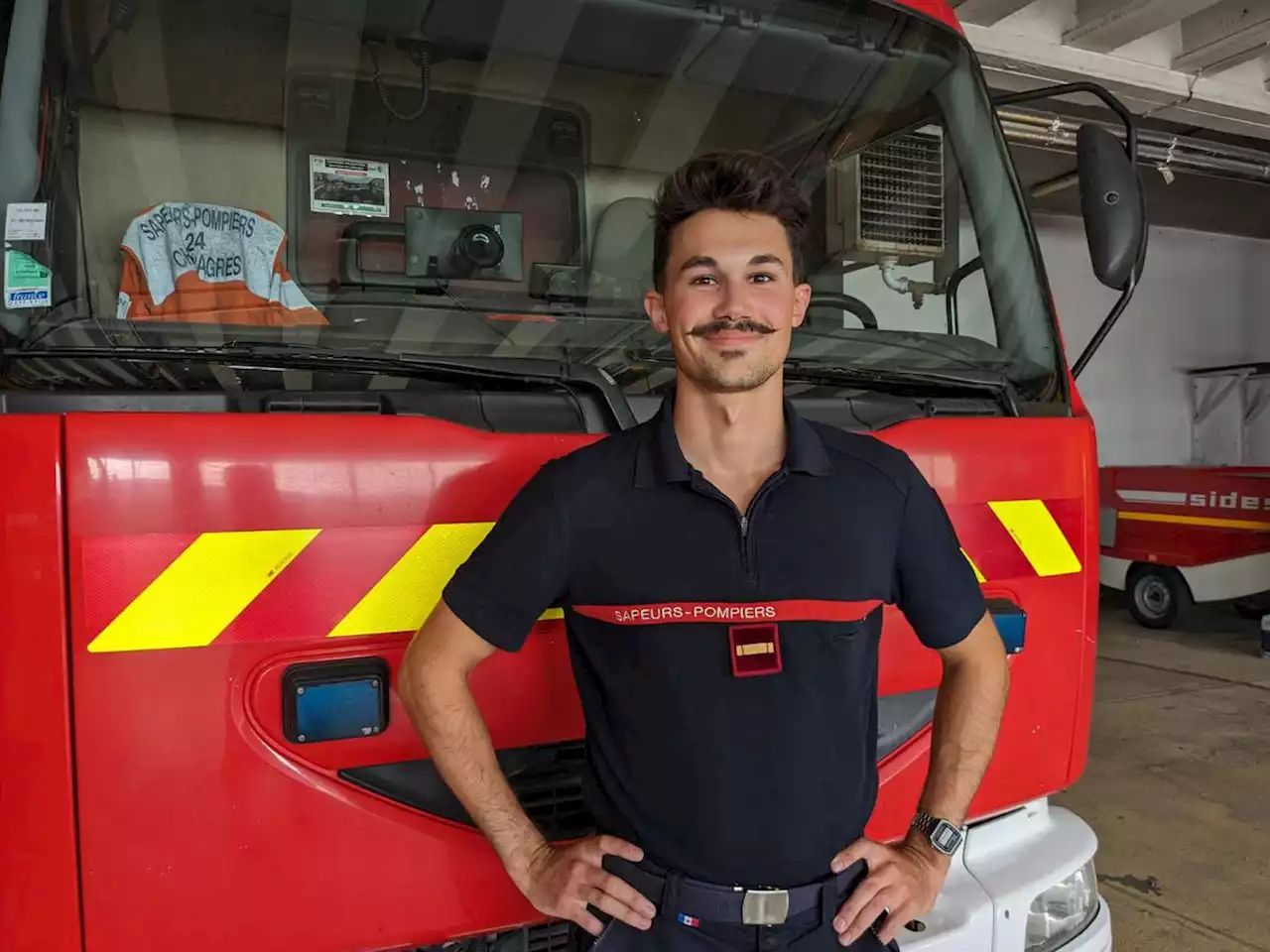 « J’adore faire de la pédagogie » : ce jeune Tiktokeur fait découvrir les coulisses des pompiers