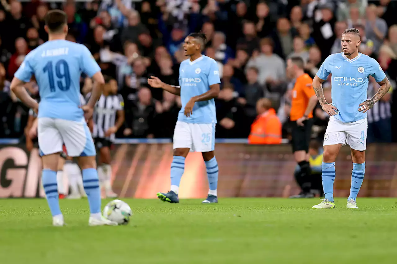 Manchester City es eliminado por Newcastle de la EFL Cup; mexicanos avanzan