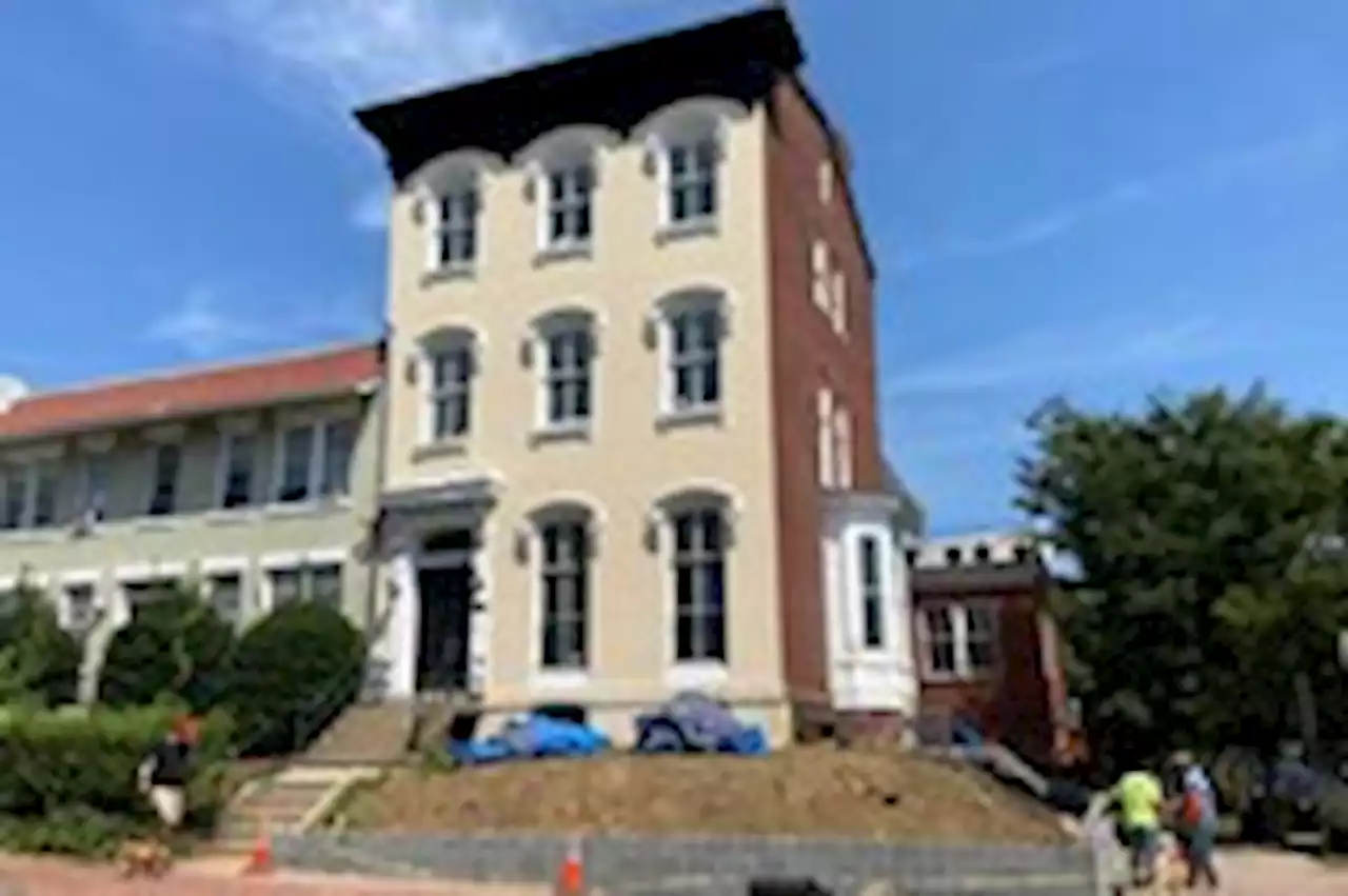 Critics reprove D.C.'s proposed Delta Phi Epsilon settlement