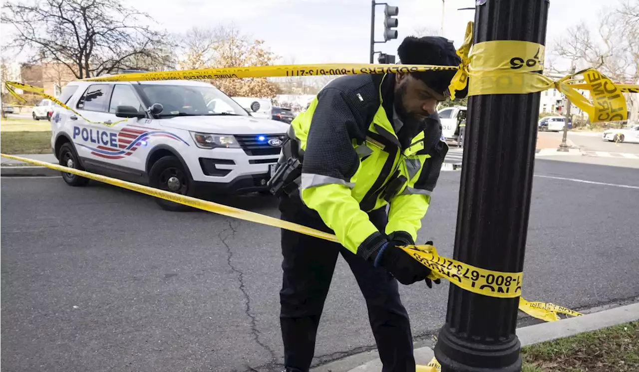 DC police: Two killed, three injured in shooting in Northeast