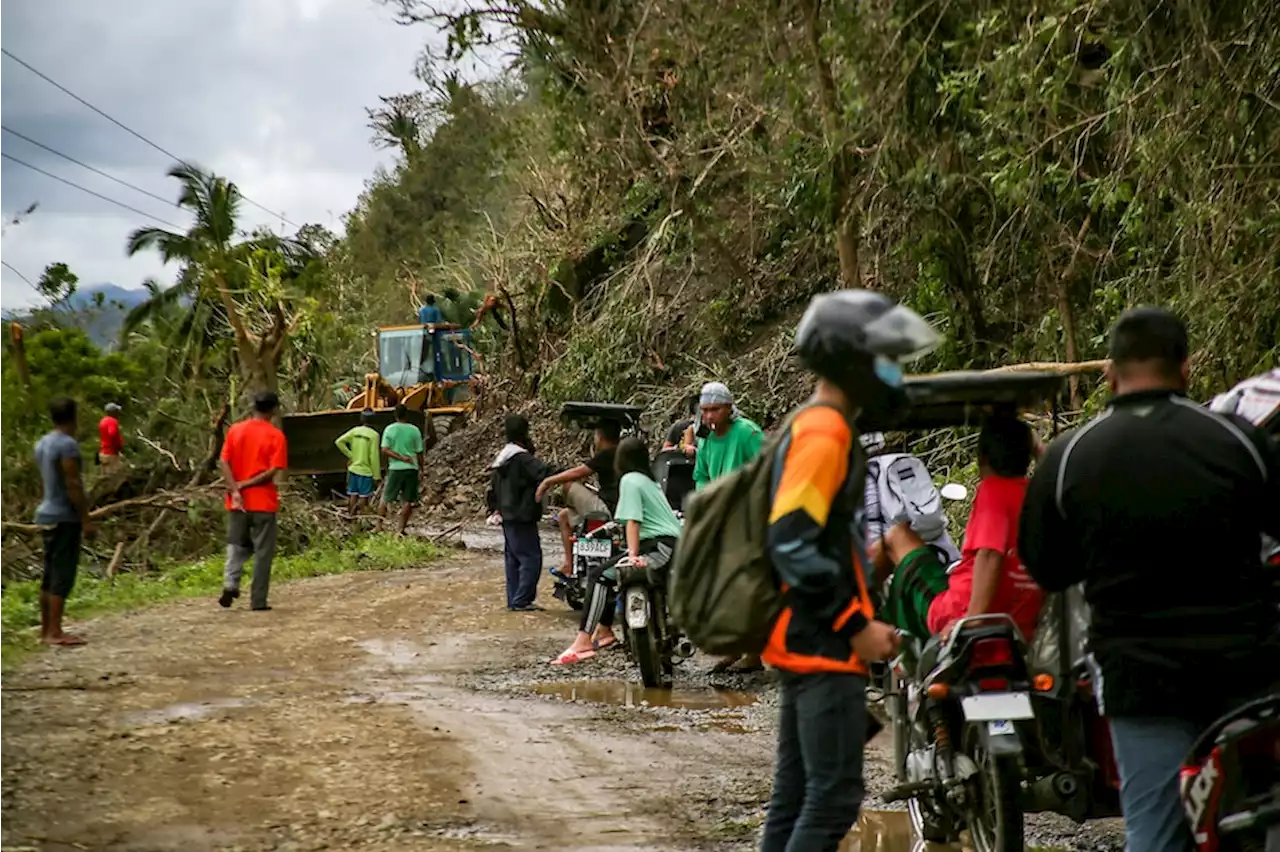 Marcos Jr suspends 'pass through fees' in national roads