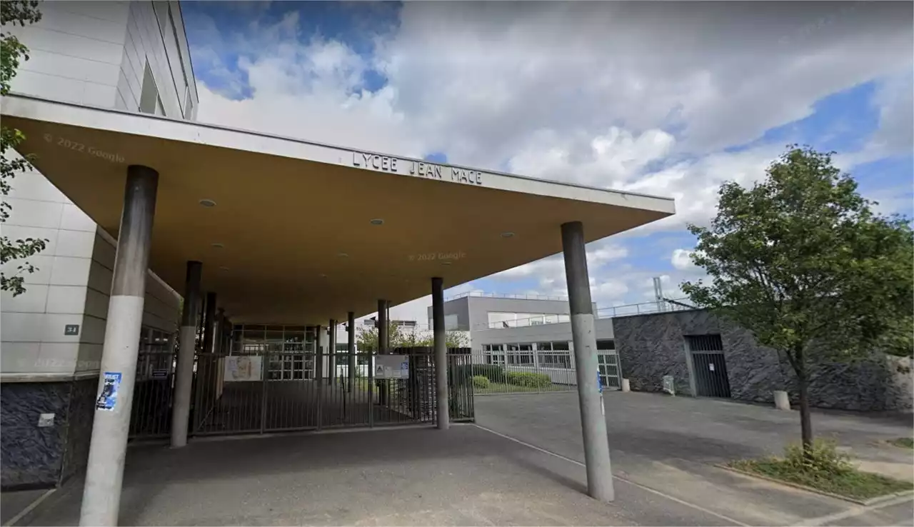 Trois lycées du Val-de-Marne victimes d'une alerte à la bombe