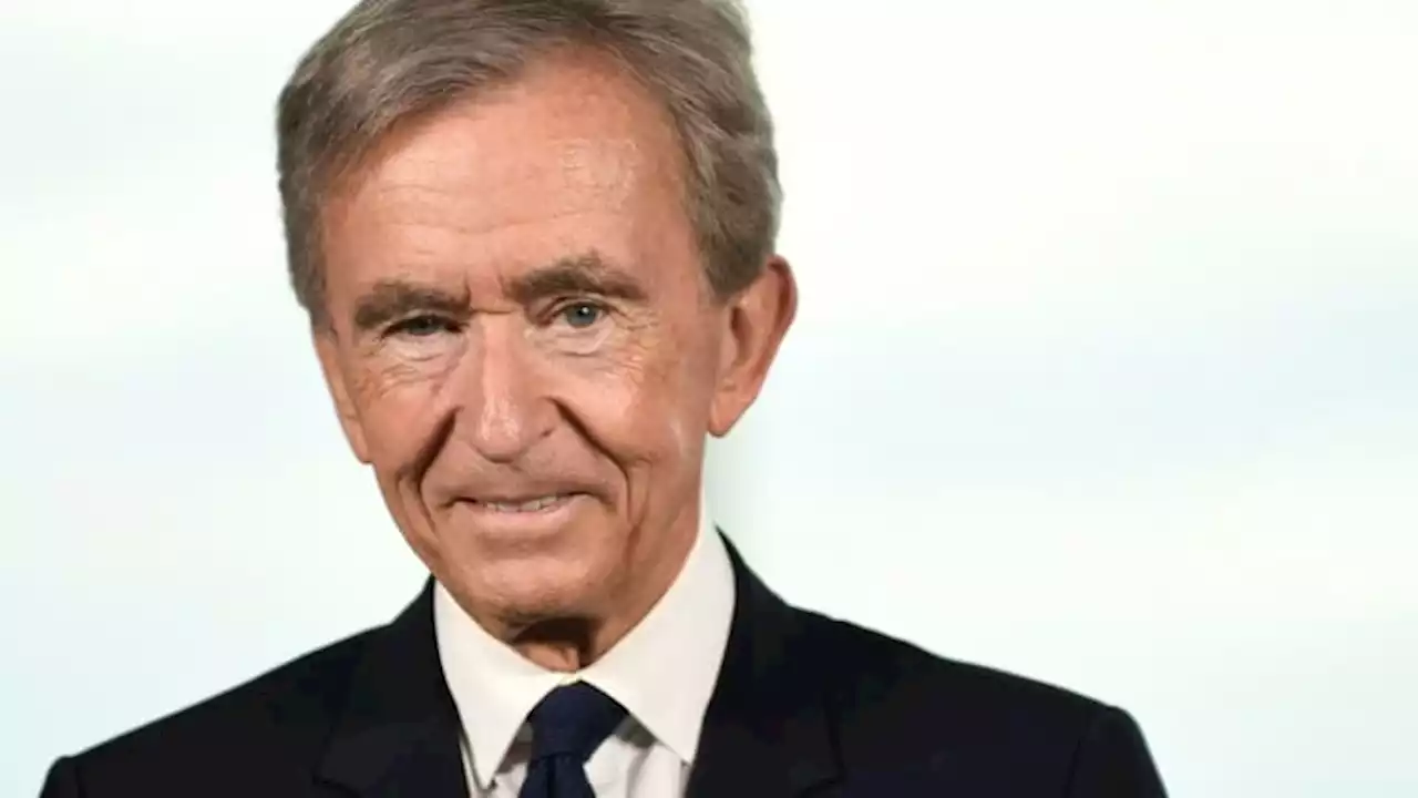 Soupçons de blanchiment: une enquête préliminaire vise Bernard Arnault et Nikolaï Sarkisov