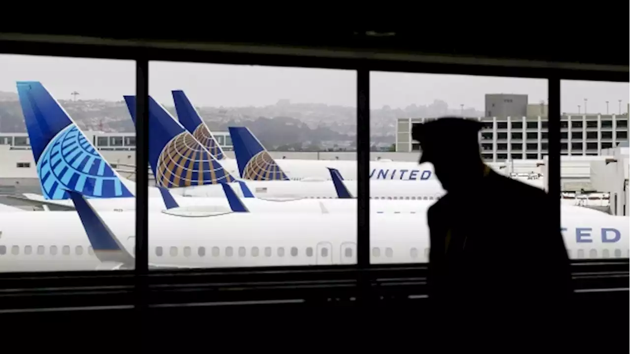 United Airlines Starts Program to Woo Pilots Leaving Military
